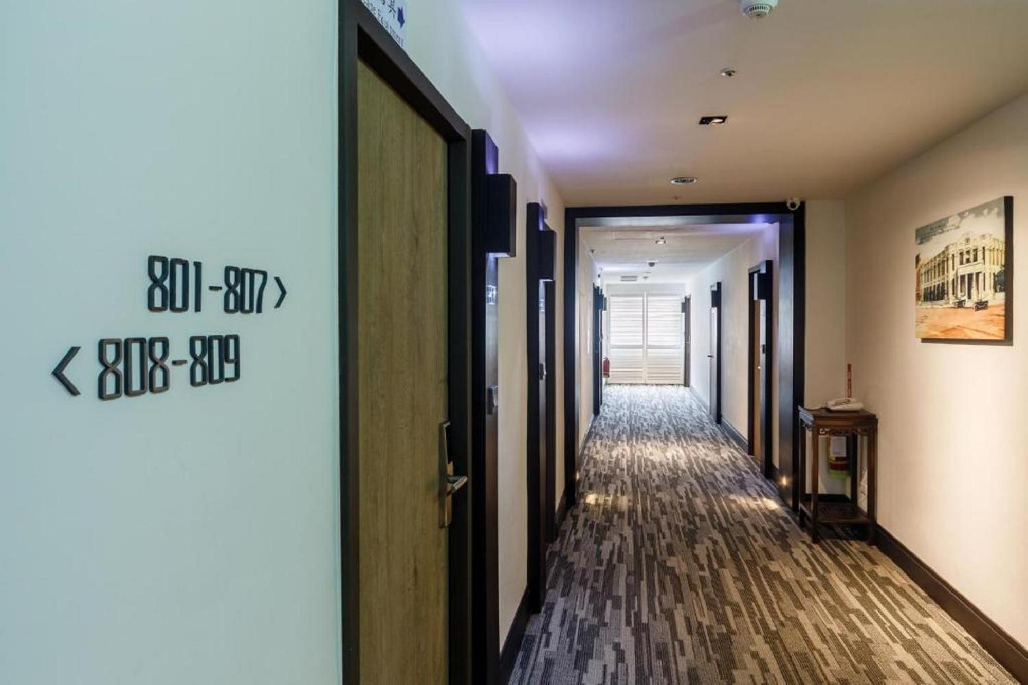 53 Hotel Тайчжун Экстерьер фото